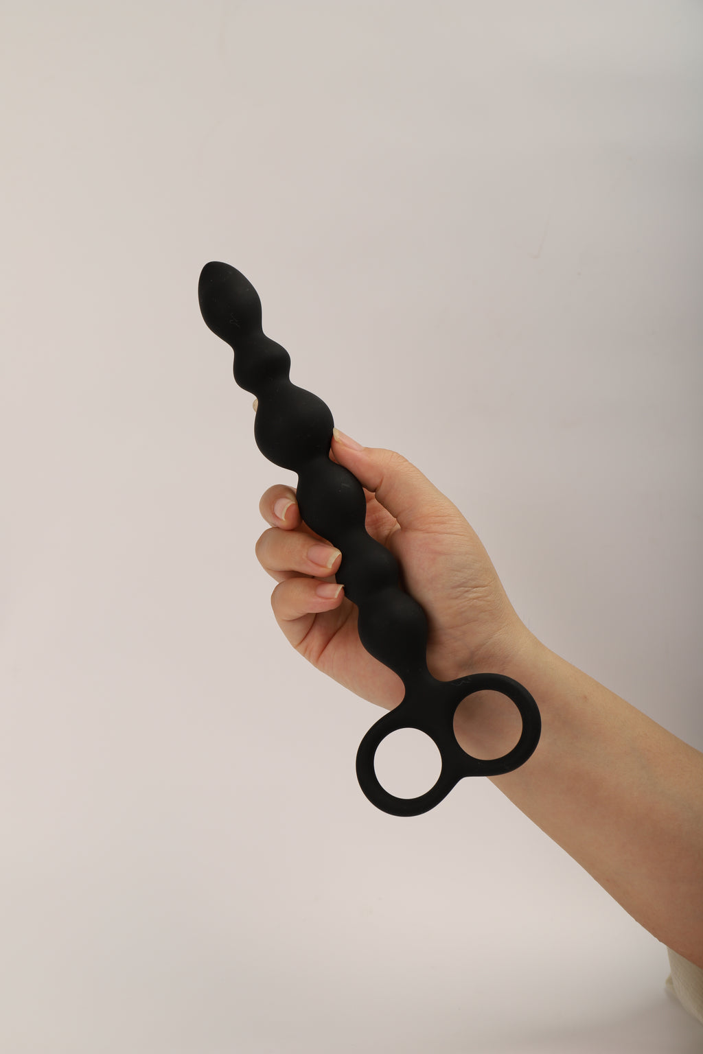 Black Silicone Anal Beads – Flexible, Body-Safe & Beginner-Friendly