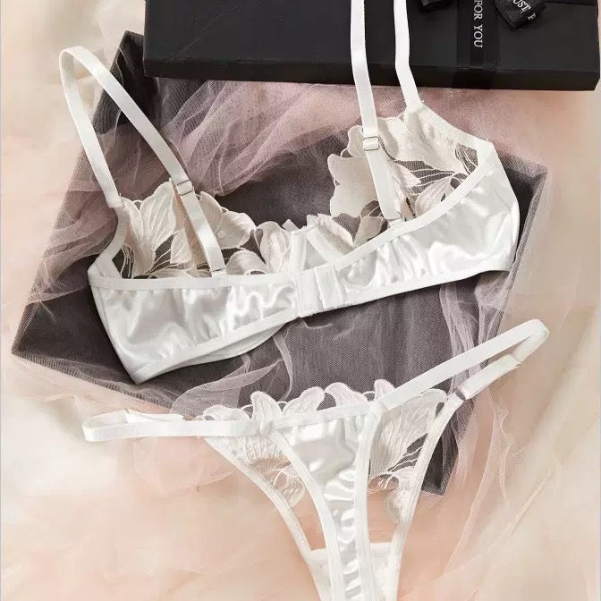 White Floral Embroidered Lingerie Set – Sheer Underwire Bra & Thong